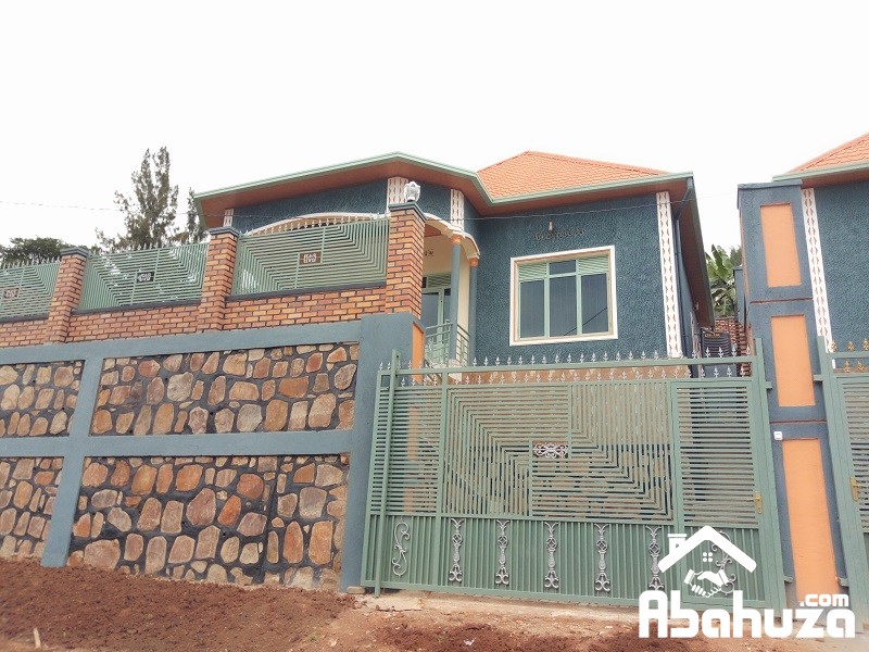 A NEW HOUSE OF 3 BEDROOMS TO SELL AT ZINDIRO